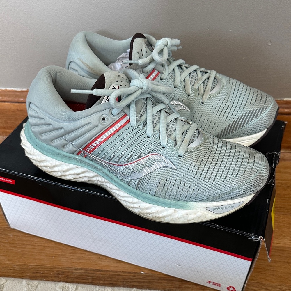 Saucony Women’s Triumph 17